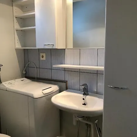 Center Alpine A4 Levi